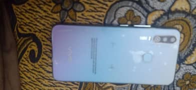 Vivo y17 8 256 Hai koi Kam Nahi Hai pta approved Hai urgent sell Hai