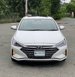 Hyundai Elantra 2022