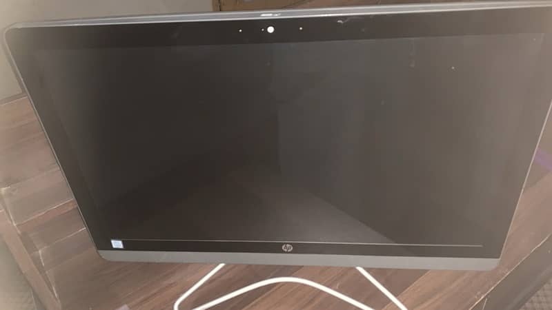 hp window All in one moniter touch and type…. 1