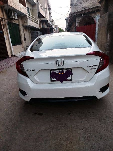 Honda Civic Oriel 2018 1