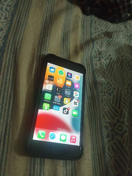 PTA approved iPhone 8 plus for sale 3