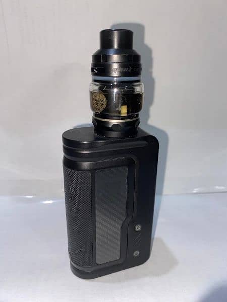 gour18  with geekvape Z tank 1