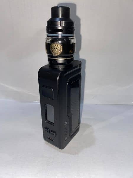 gour18  with geekvape Z tank 2