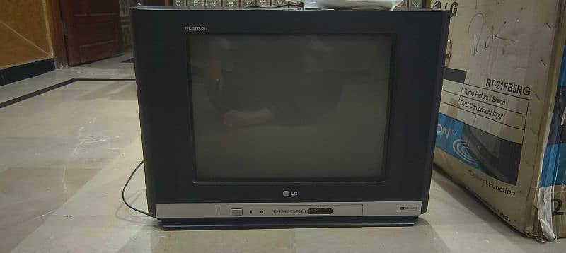 LG TV 21" 5