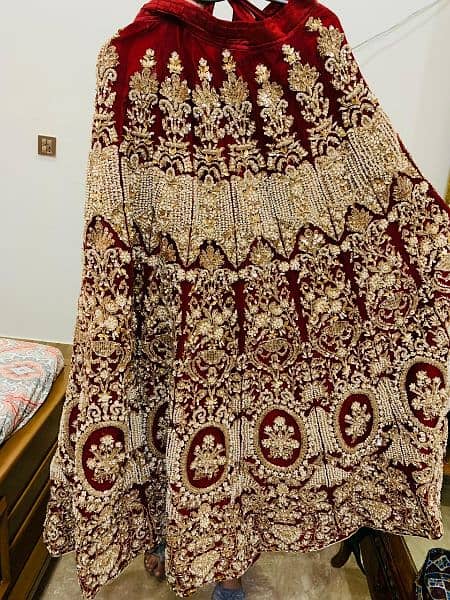 bridal lehnga heavy embroidery 0