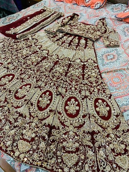 bridal lehnga heavy embroidery 3