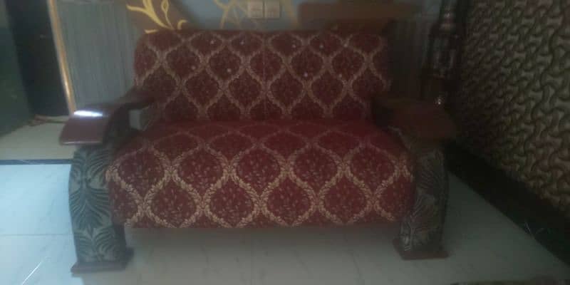 2 seater sofa.      condition like (new) 1