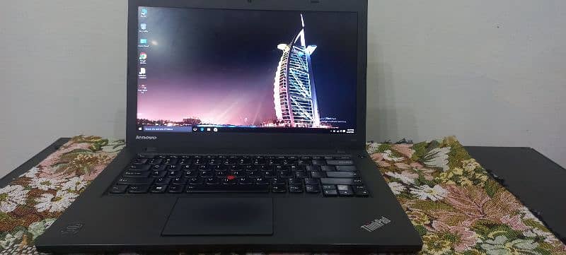 Lenovo T440 core i5 4th generation 128gb SSD 3