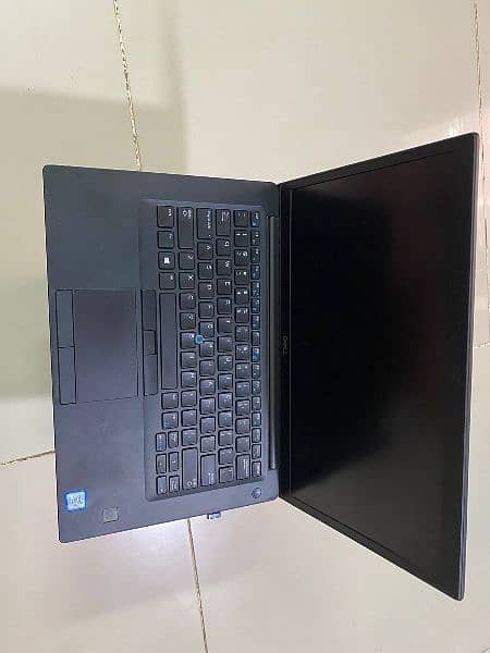 Dell Latitude 7490 core i7 8th gen vpro 10/10 condition 4