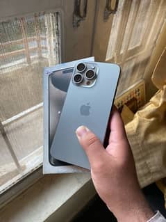 iPhone 15 Pro Max (Complete Box) 0