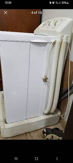 washing machine in excellent condition