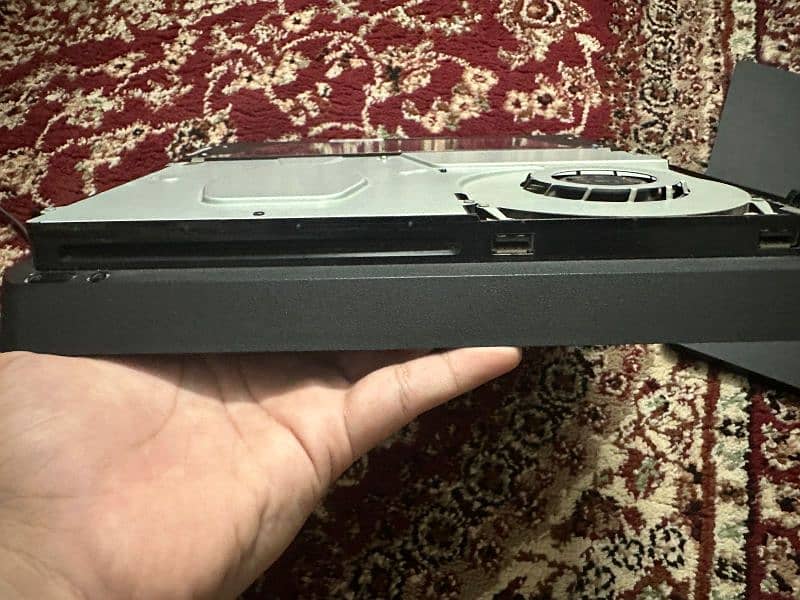 Ps4 slim 1TB 3