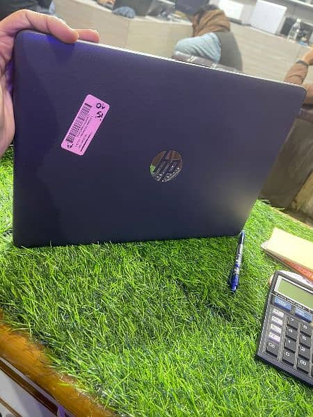 Hp Notebook 240 G7 i5 10th Generation  Core i5-10 
Ram: 8GB 256GB SSD 0