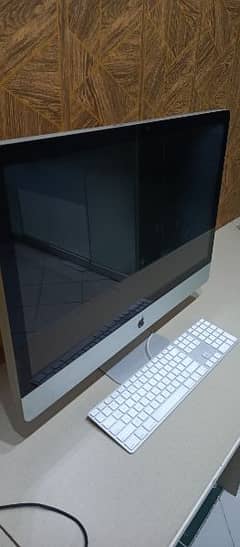 I am sale My Desktop I Mac All in One