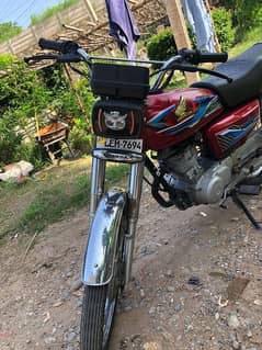 I'm selling my honda 125 lhr no. 13 model