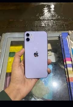 iPHONE 11 (256 GB) 0