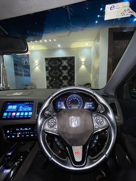 Honda Vezel 2016/2022 Model Excellent Condition 11