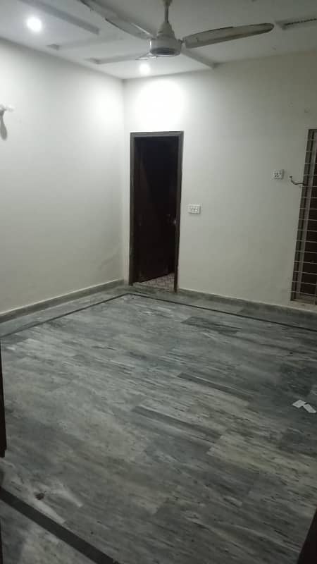 4.5 marla upper portion for Rent in super town near DHA main boulevard 1