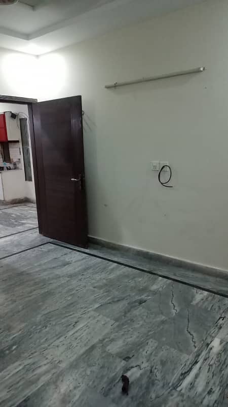 4.5 marla upper portion for Rent in super town near DHA main boulevard 7