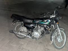 Honda 125 black colour