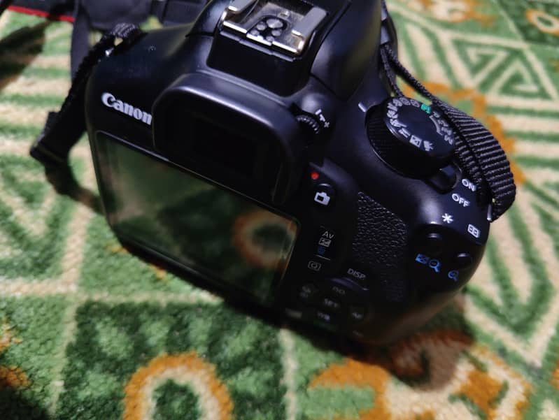 Canon 1300D Complete box 2