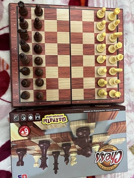 Chess Board Game Wooden, 24.5*21.3*2cm Magnetic Crafted Folding Chess 9