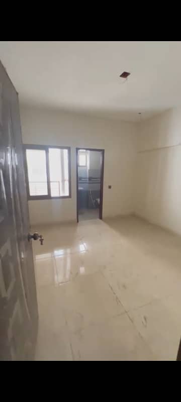 2 Bed lounge For Sale Prime Location 3 Side Corner 3