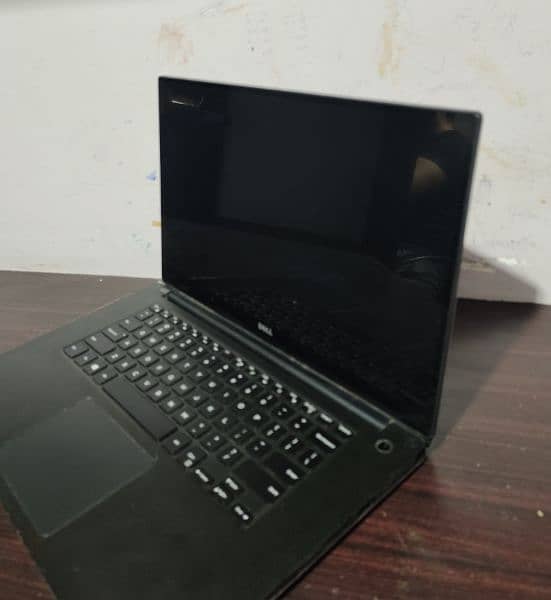 XPS 15 9560 i7 4k with graphic card 9