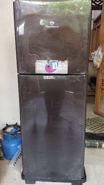 Dawlance medium sized refrigerator for sale. 0