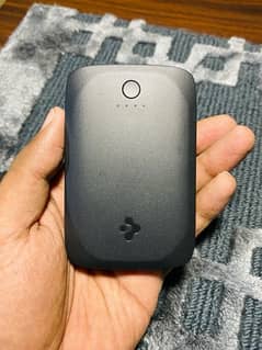 Brand New Spigen Magsafe PowerBank