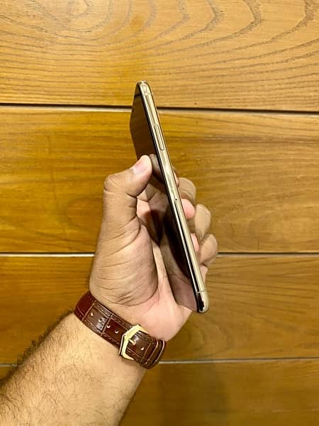 iPhone 11 Pro max 512 gb approved 2