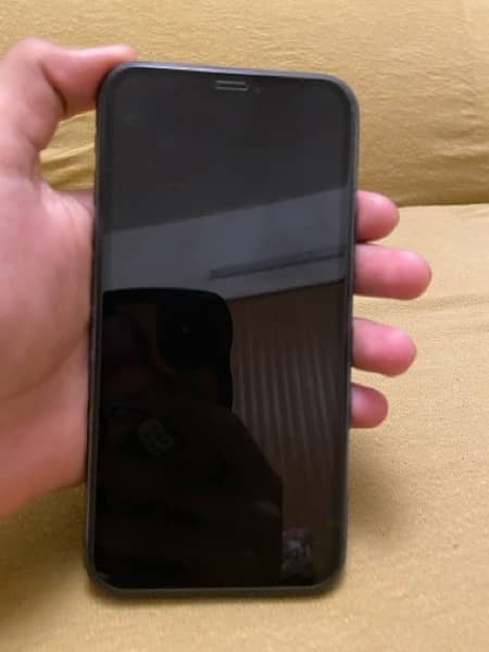 Iphone 11 64gb JV non active Black colour Just like new No exchange! 1