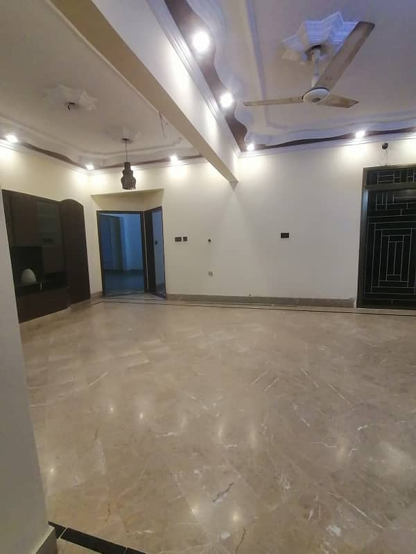 600 Sq Yards Ground Floor Portion For Rent in Gulshan-e-Maymar 4