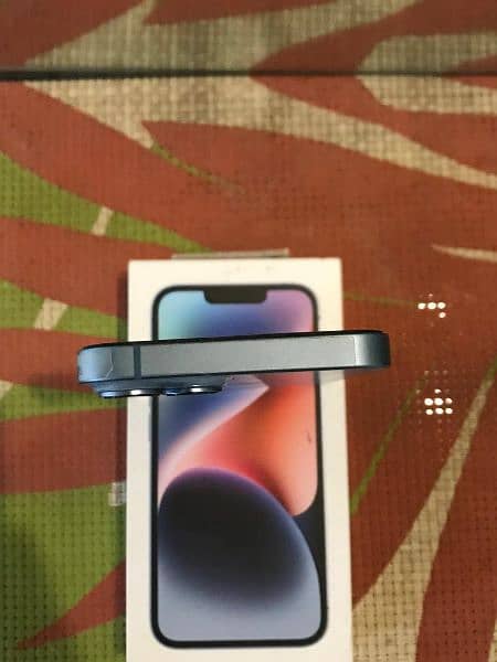 iPhone 14 128 GB factory unlocked 2