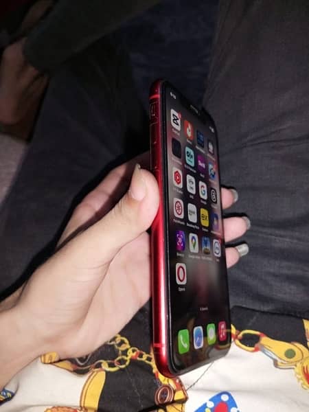 i phone xr 16