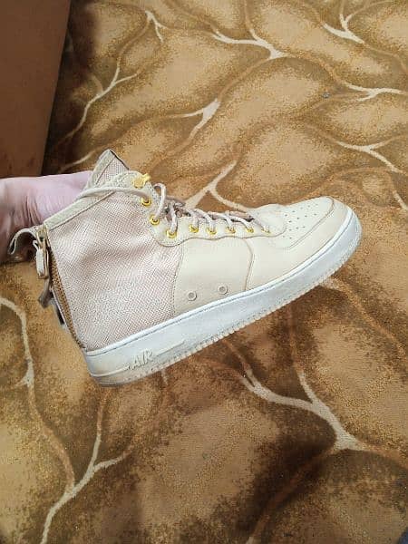 Nike sf AF 1 . . size 12 1