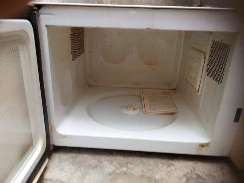 Dawlance Microwave for sale 6