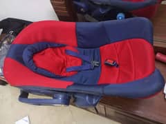 Carry cot Or car seat