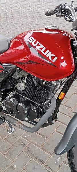 Suzuki GR 150 3