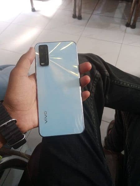 vivo y20 RAM 4. ROM 64 5