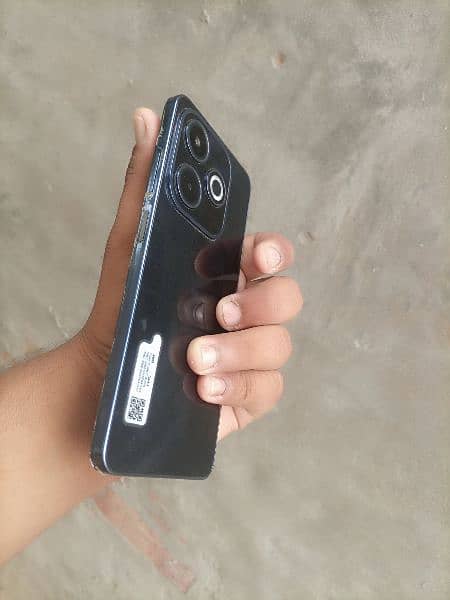 Infinix hot 40i 4