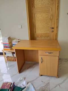 computer/ Office Table