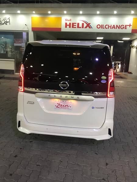 Nissan serena 2019 4