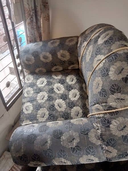 SOFA SET FOR SALE 2