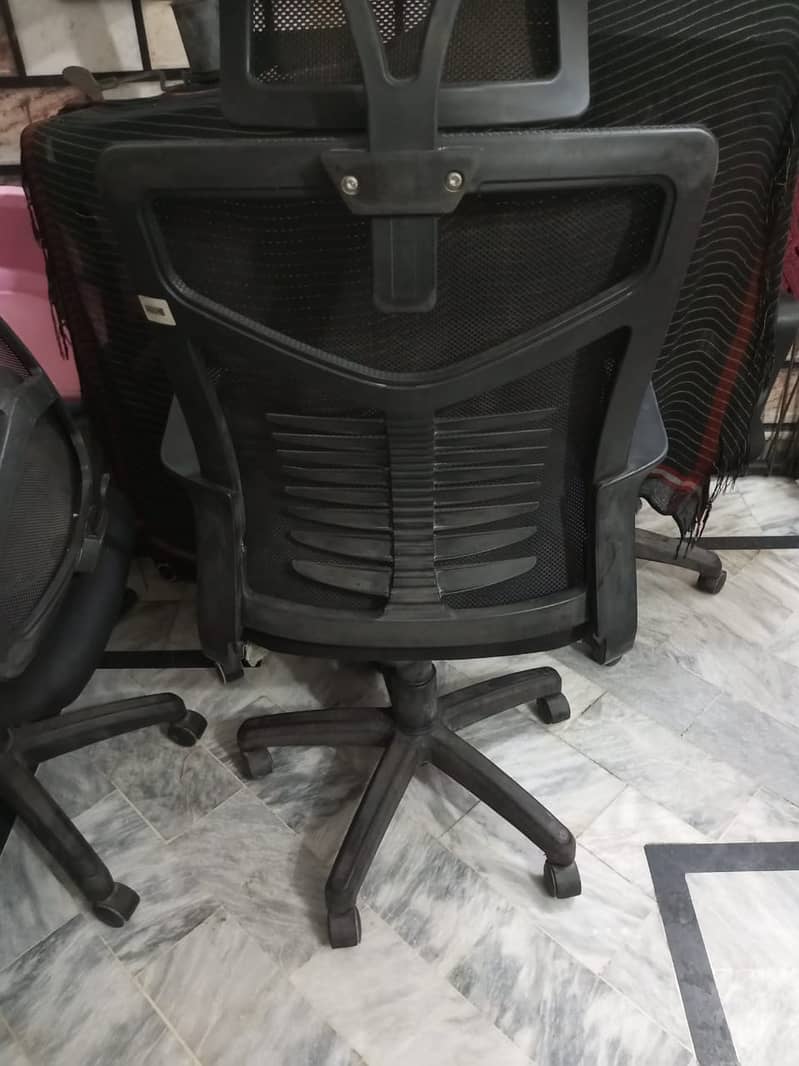 office chairs/mesh chairs/office tables/head support chair/study table 9