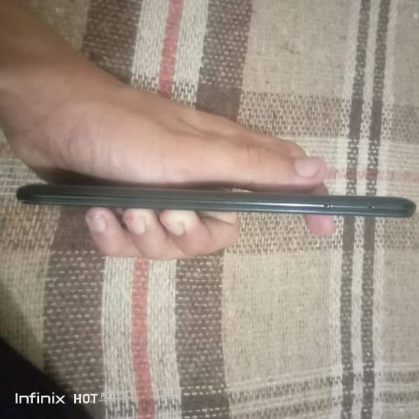 infinix hot 8 1