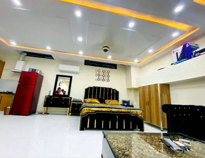 par day par night room for rent 2