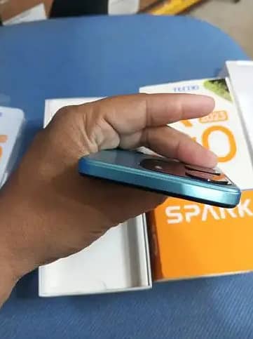 tecno spark go 2023 comletely box 2