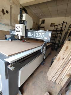 CNC Machine/Cnc wood Cutting Machine/CNC Wood Designing Machine