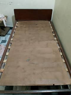 Single bed per bed 7000/-